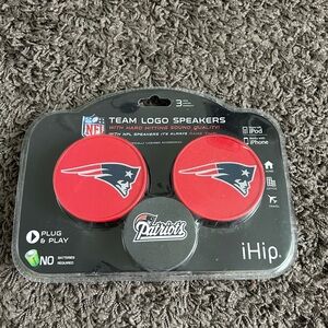 NFL Team Logo Speakers With hard Hitting Sound Quality iHip NEW